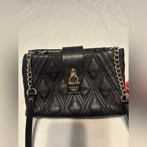 Guess Womens Shea Quilted Faux Leather Crossbody Handbag Black Medium